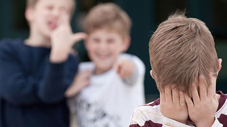 مزاح أم سخرية ؟؟؟