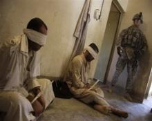 لماذا فشلت أميركا في كسب قلوب المسلمين؟